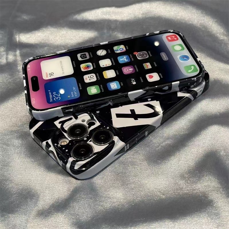 苹果13手机壳iphone14promax创意泼墨潮牌字母菲林硬壳OPPOVIVO男