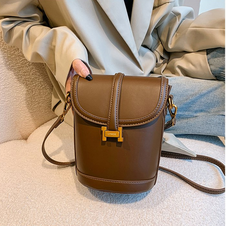 991咖色时尚大包百搭单肩包小众秋冬包腋下斜挎包【无礼盒】