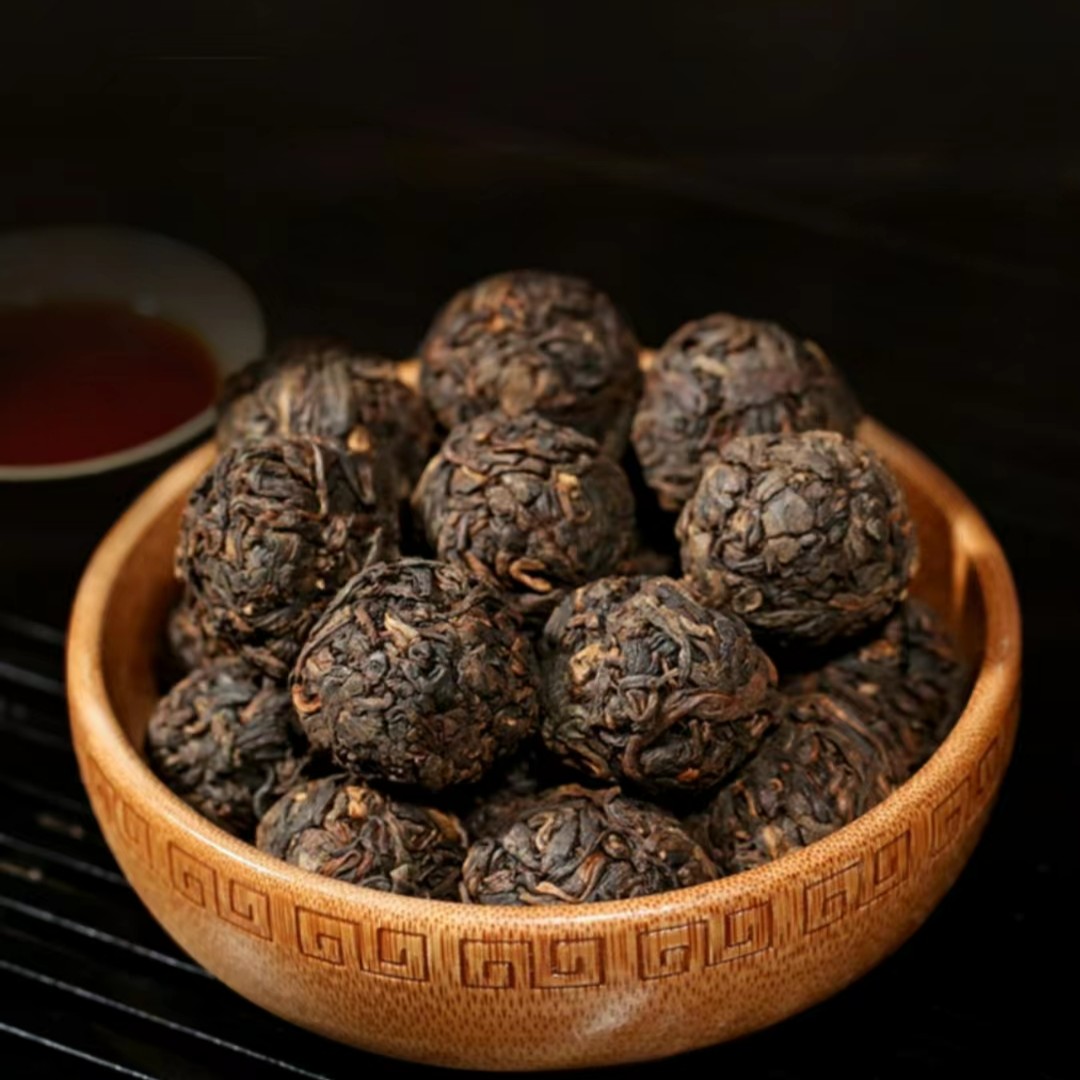 2015年景迈螃蟹树古树纯料普洱熟茶龙珠125克 12.14