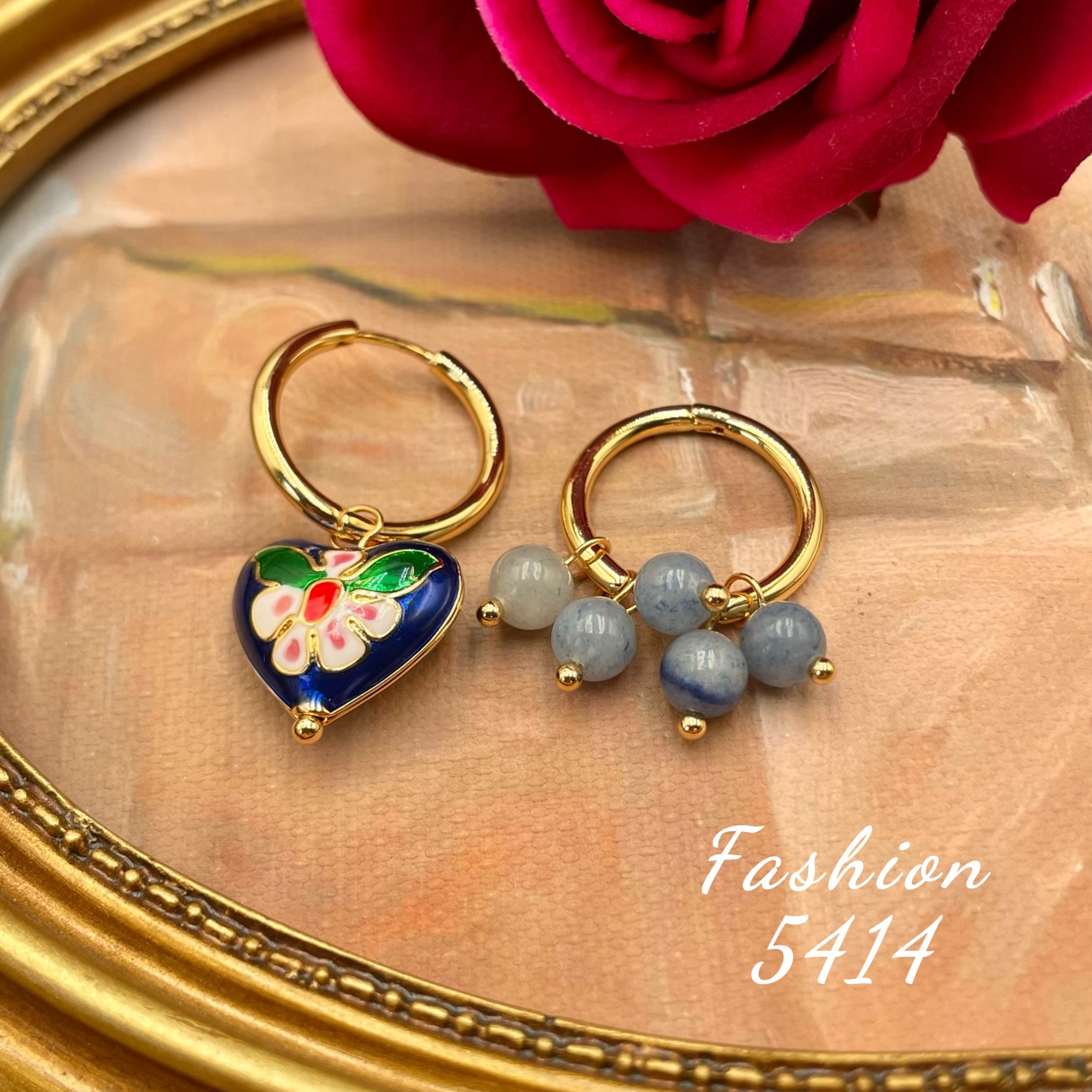 时尚百搭经典爱心耳饰~5414