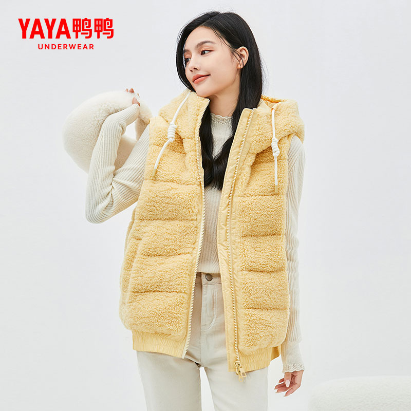 YAYA/鸭鸭 羽绒马甲外穿秋季时尚短款连帽泰迪抱抱羽绒马甲女士
