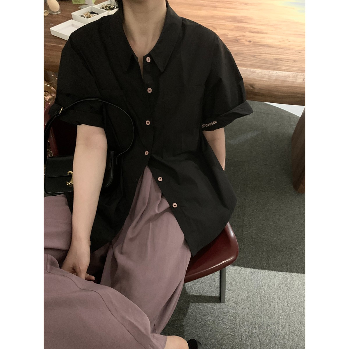 纽扣撞色短袖衬衫•泡菜下月新品j23c0327