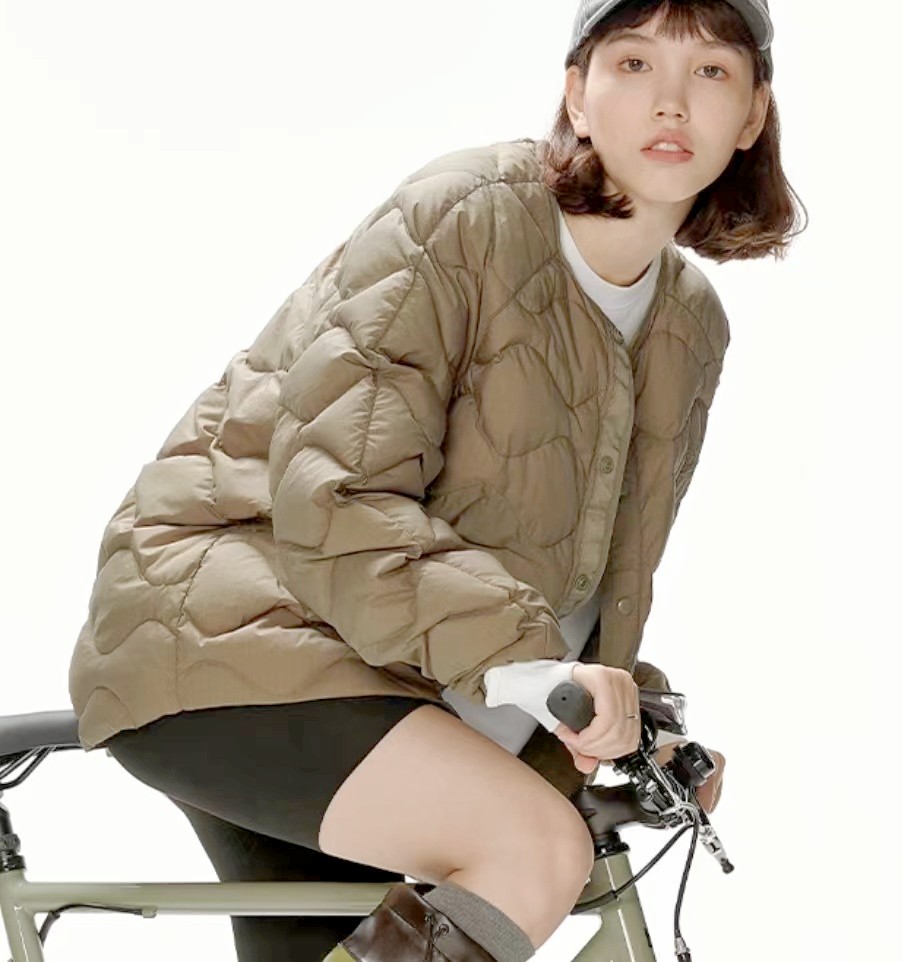 2023年新款菱格轻薄常规款白鸭绒百搭复古时尚秋冬季保暖宽松韩版