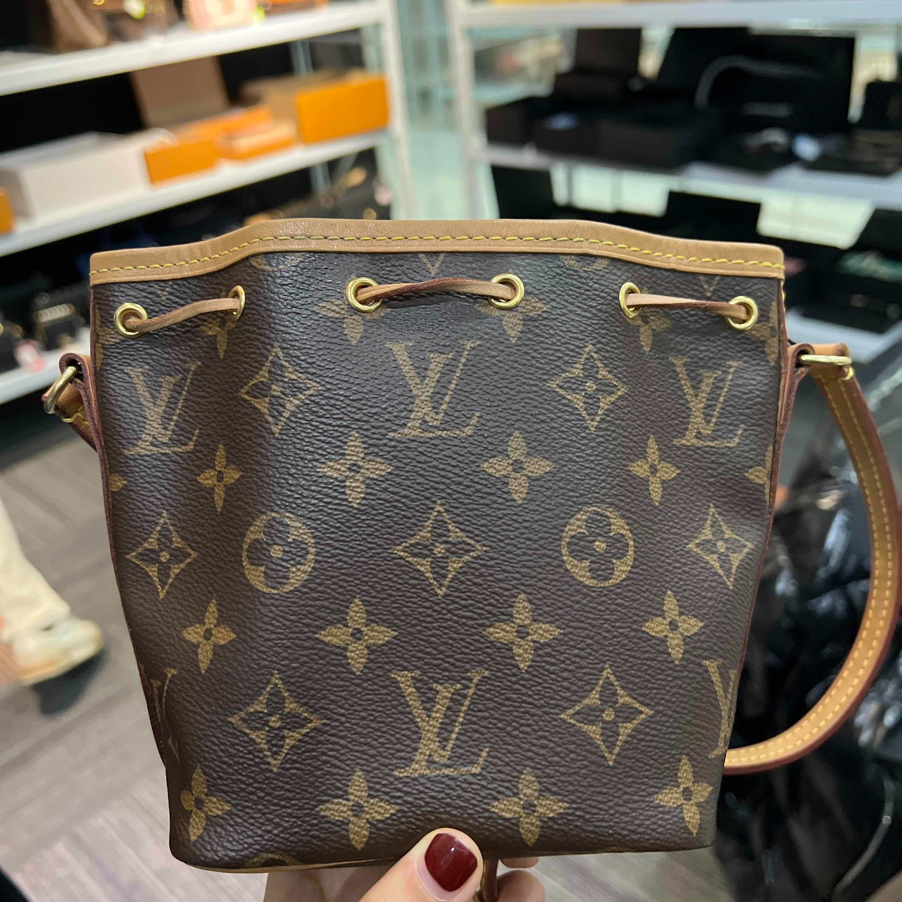 95新  【桔夕林泽专属】B16/LouisVuitton/水桶包