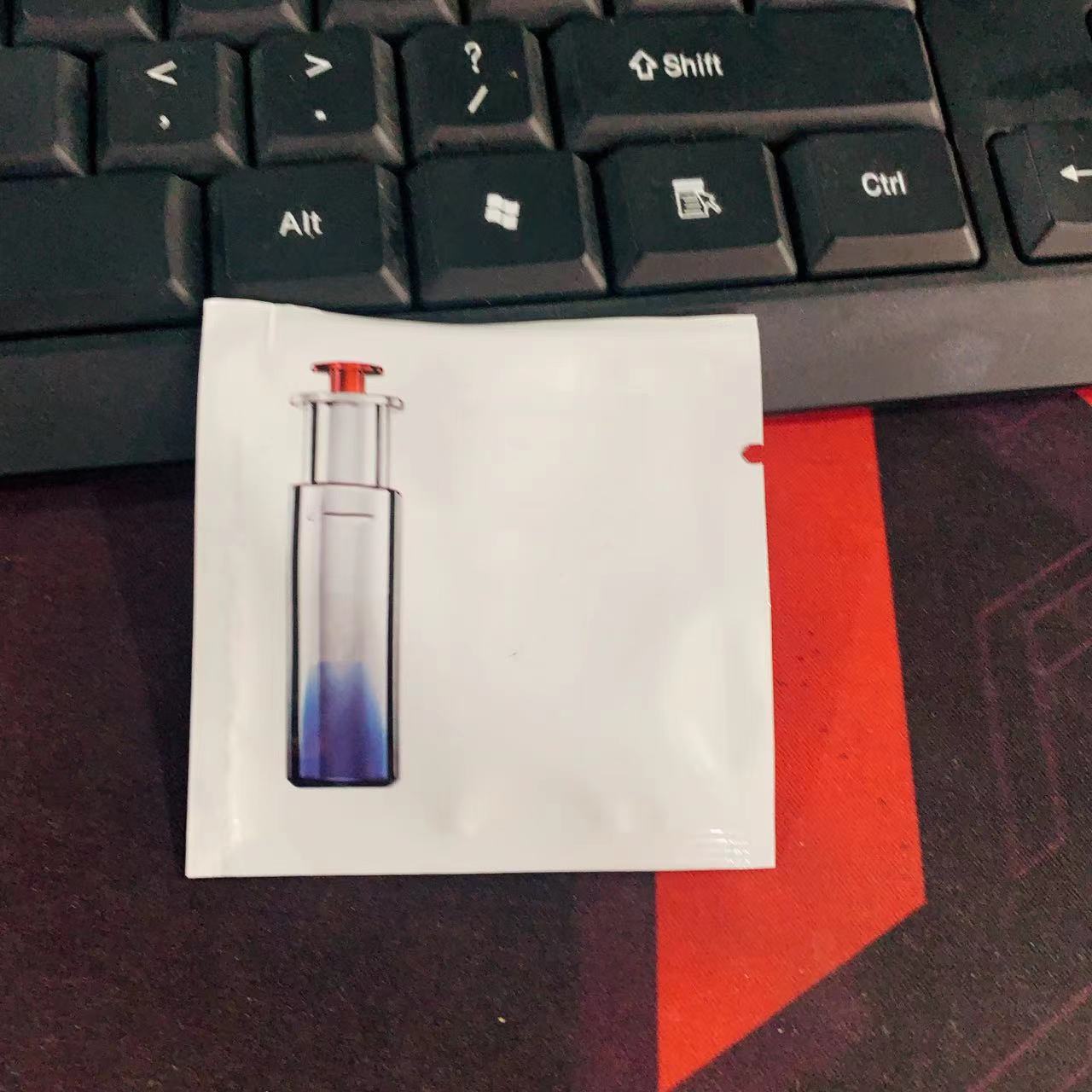 【大爽家】复颜视黄醇夜精华露1ml*15片