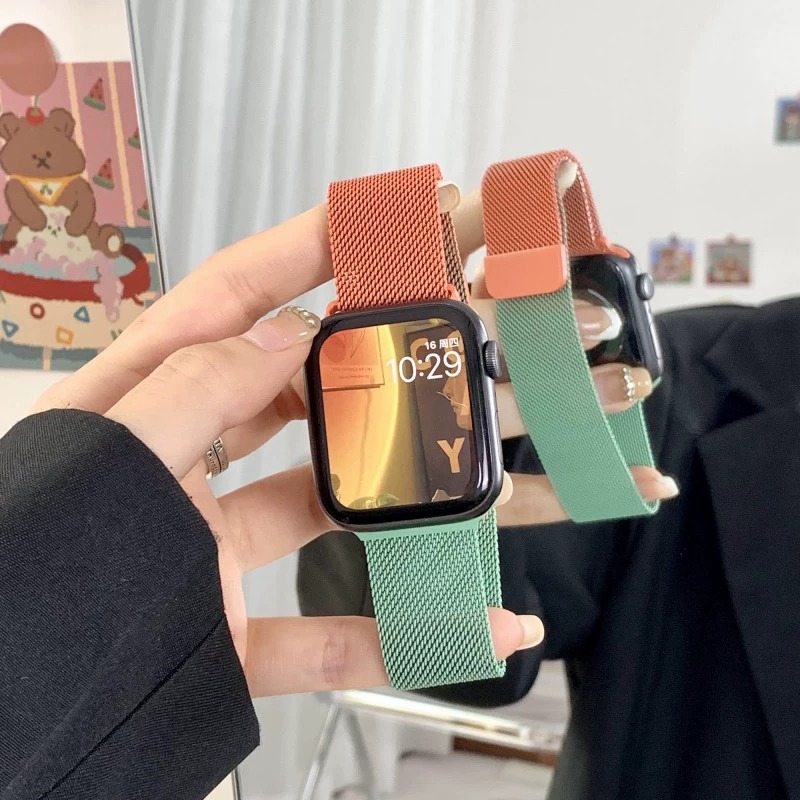 苹果手表表带iwatch7/8代磁吸渐变米兰尼斯链式不锈钢金属男女款