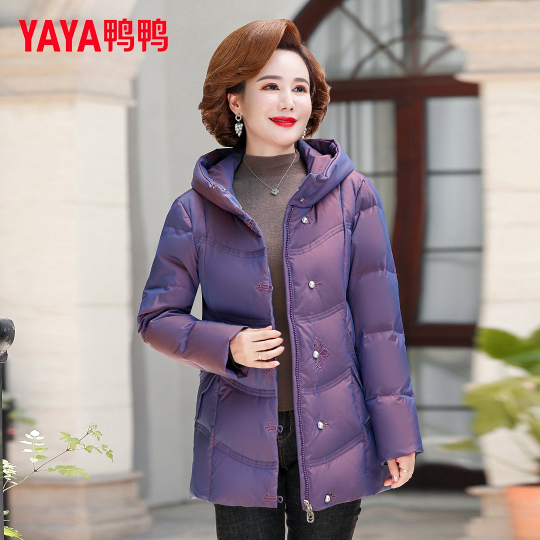 YAYA/鸭鸭妈妈款冬羽绒服中老年连帽短款加厚毛领短外套白鸭绒