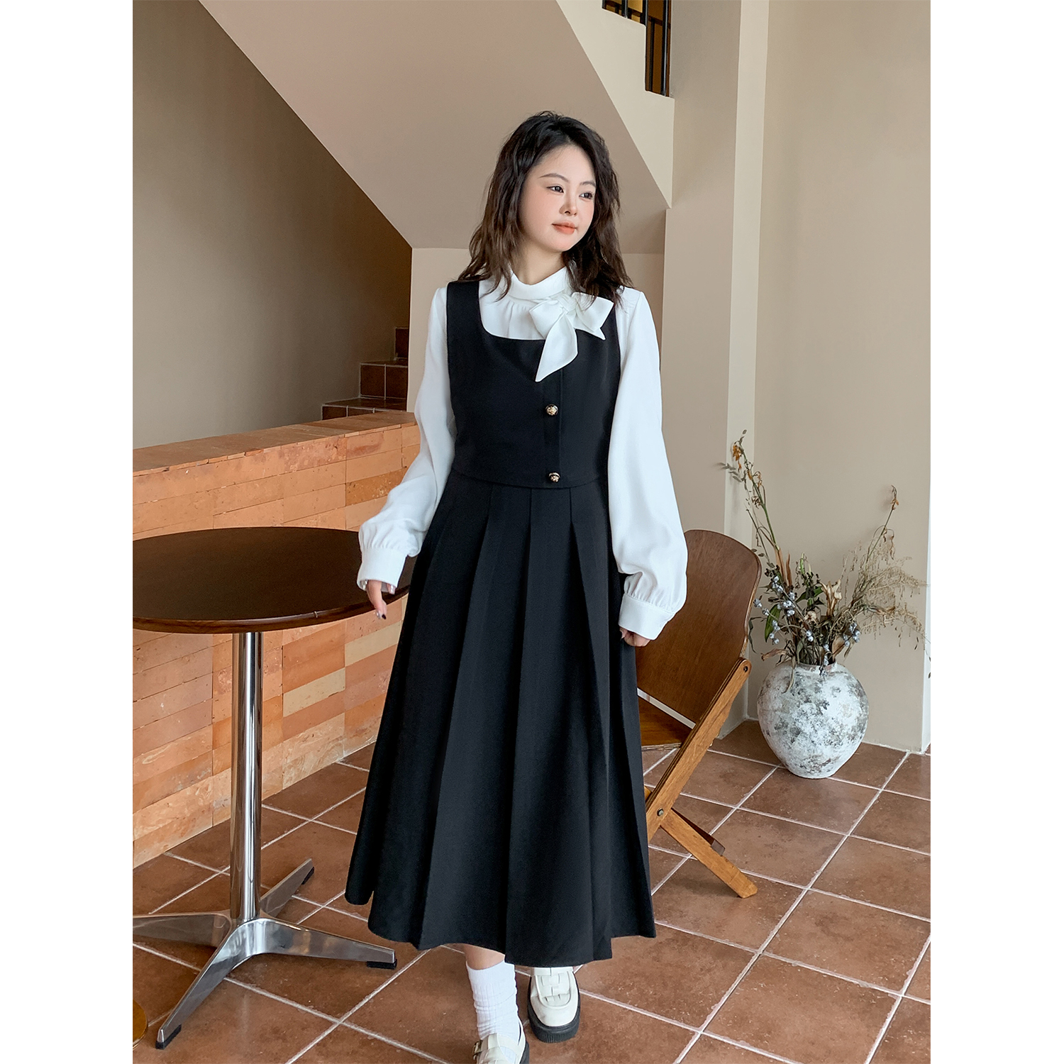 大码女装大码女衬衫背心连衣裙两件套装2023秋冬新款大码百分百