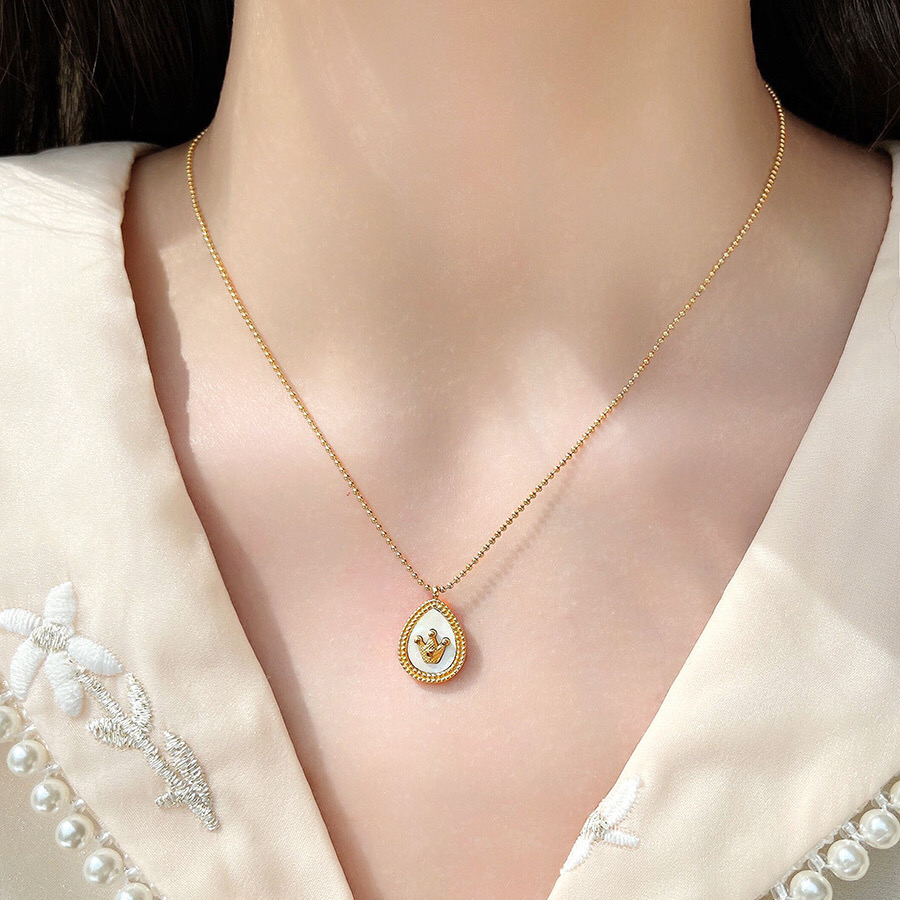 钛钢项链 立体雕刻水滴皇冠方块项链女可调节复古项链礼物锁骨链