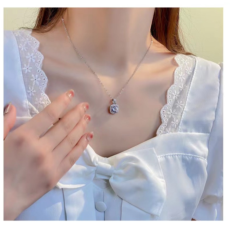 铜合金项链 方钻吊坠项链女气质轻奢锁骨链韩版时尚百搭颈项链ins