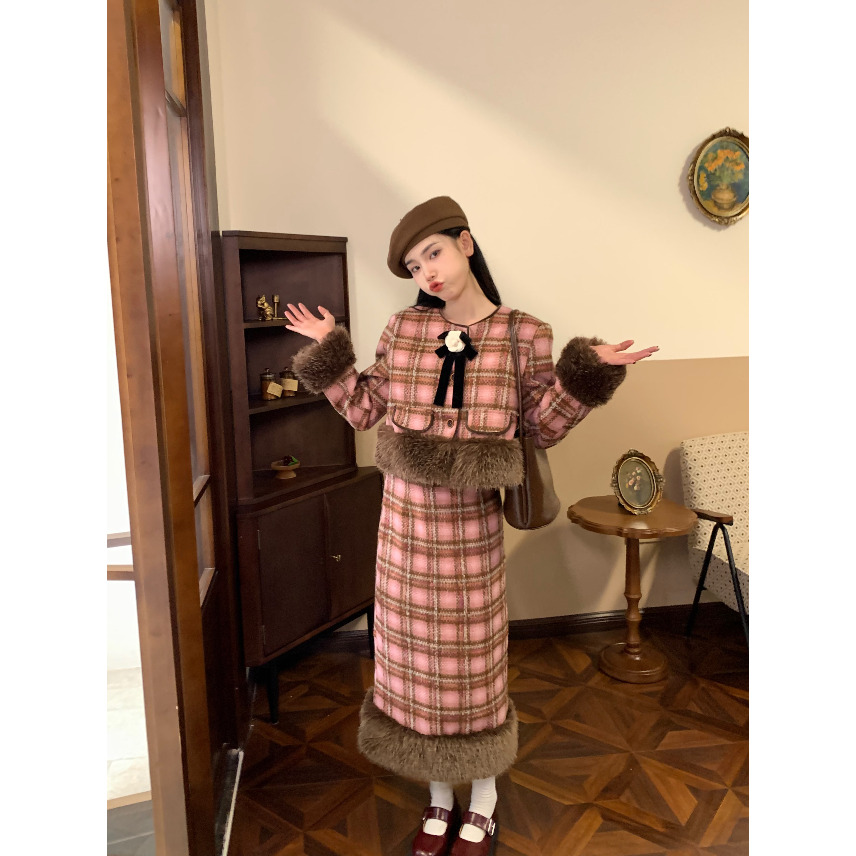 【赵小小YIMAO】2297 秋冬小香风短款格纹小个子百搭立体花朵外套