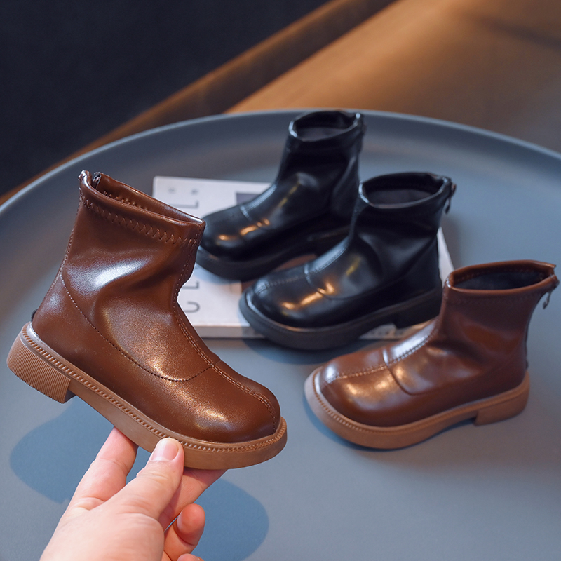 小锅锅女童靴子时尚马丁靴2022秋冬新款英伦风儿童软底短靴9919