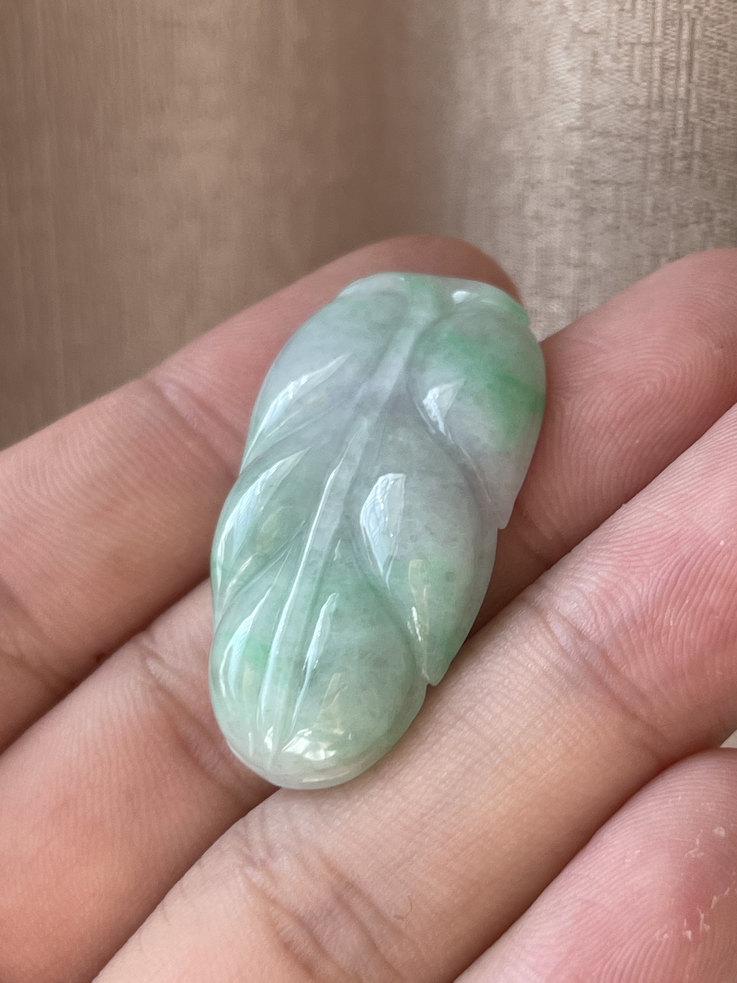天然翡翠叶子吊坠
