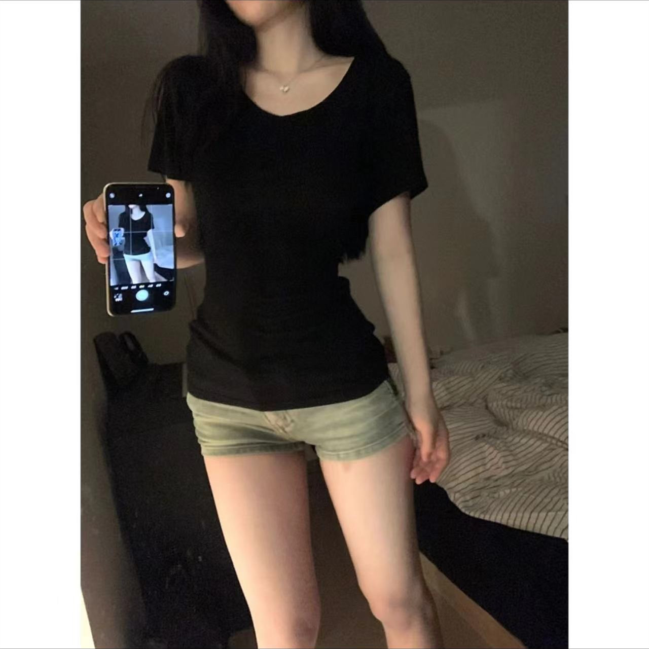 韩版v领修身短袖T恤女装夏季新款打底衫白色短款纯色显瘦上衣#899