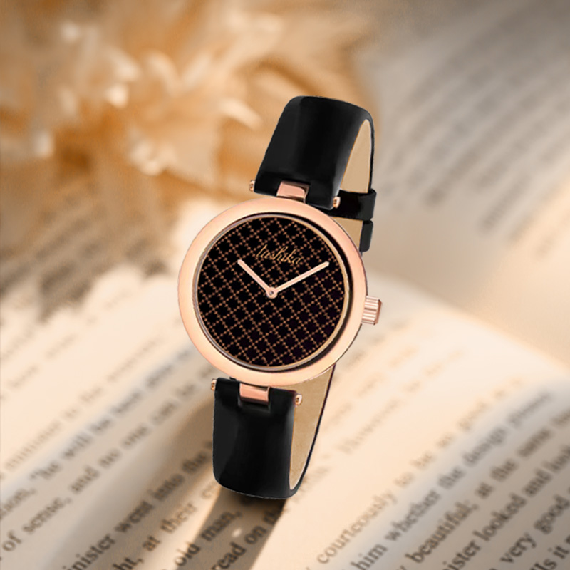 露诗卡经典简约时尚表盘女士时尚石英腕表116-C