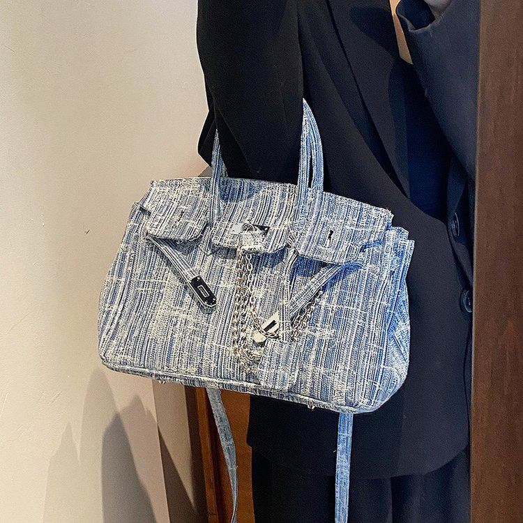 法国小众包包新款时尚高级感腋下单肩包托特斜跨爆款