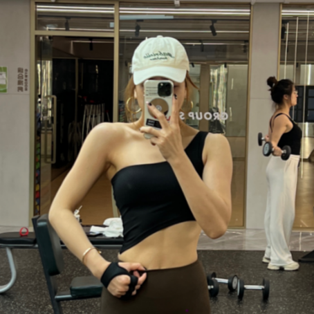 YOYO健身-欧美辣妹斜肩性感时尚印花背心带胸垫跑步运动上衣