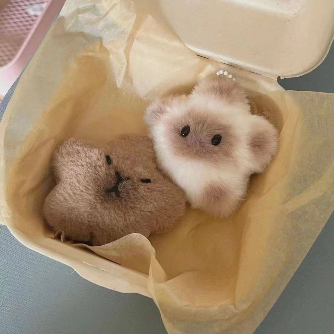 吱吱叫星之卡比巴拉包包挂件可爱佛西水豚创意背包毛绒挂件钥匙扣