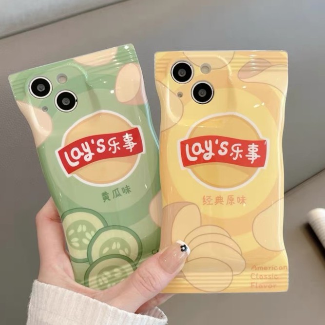 适用苹果系列iPhone14新款手机壳薯片捏捏袋情侣创意趣味小众潮牌