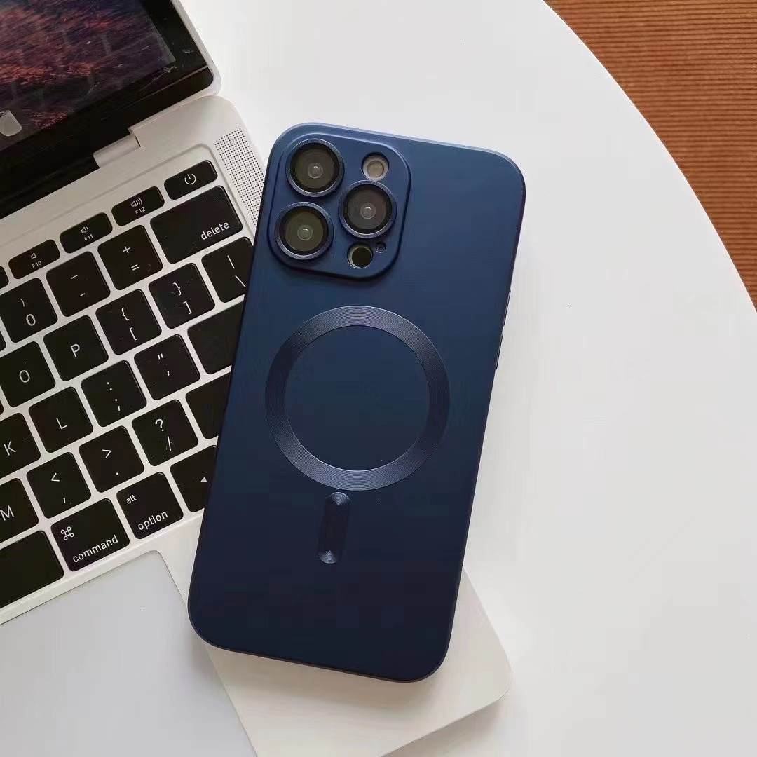 适用iPhone15promax手机壳超薄磁吸14/13/12自带镜头膜磨砂保护壳