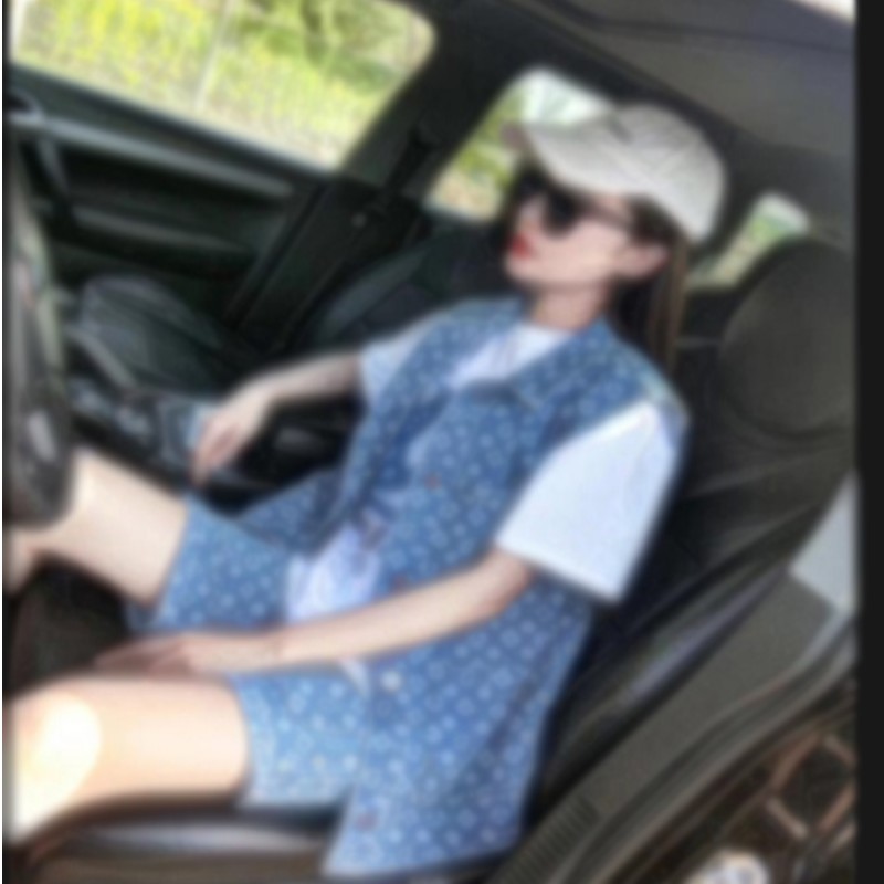 M9A04844套装女春秋季新款欧货潮时尚印花牛仔马甲外套短裤两件装