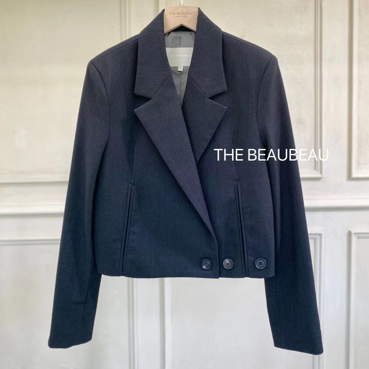 （布布款） 玛诺尔黑标定制短款西服TBB0440