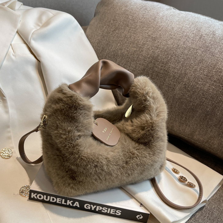 高级感毛绒手提包拎包2023早秋手提包毛毛手提袋小众设计毛绒绒20