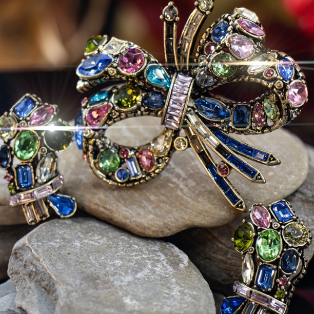 铜合金胸针 FancyJewelry色彩斑斓大克拉满镶嵌2038/BURACHIE重工