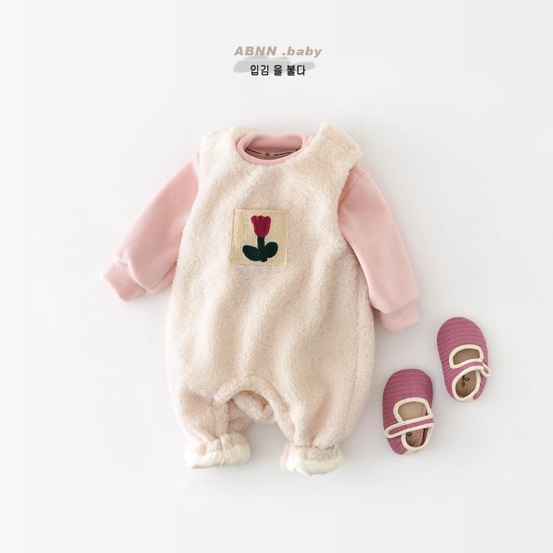 【年终大促】婴儿冬季韩版可爱背带裤套装半岁宝宝加绒加厚毛毛圆