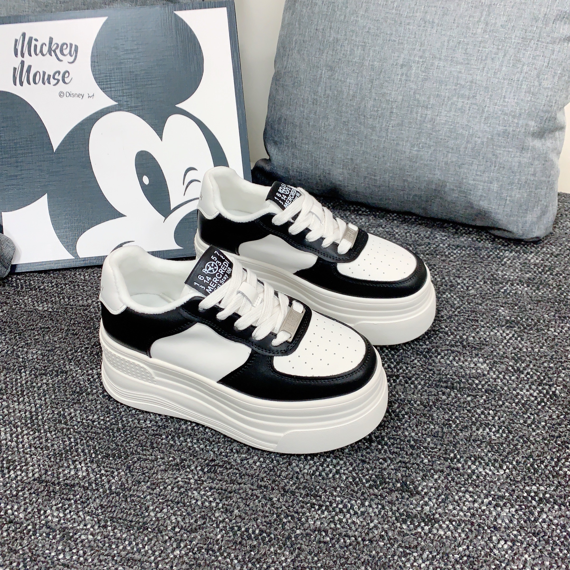 春季新款休闲潮流女士厚底网红透气ins潮鞋休闲鞋 X检 6315