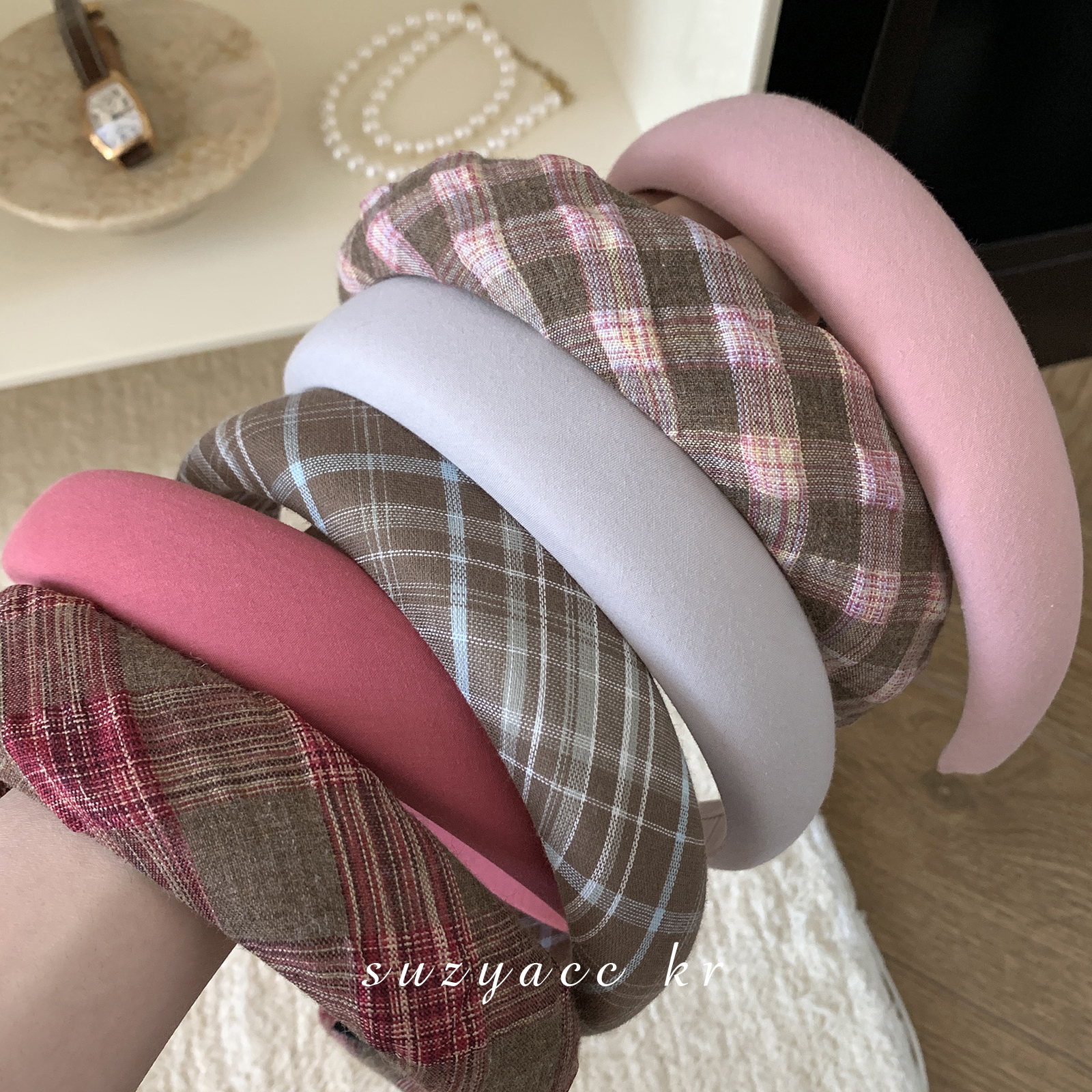 Suzyacc Kr 非金属布艺发饰 早秋复古格纹发箍高颅顶女头箍F2902