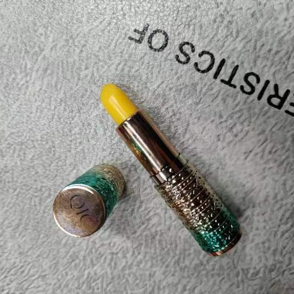 QIC琦妮彩温变唇膏 持妆不沾杯保湿滋润显色不掉色变色口红