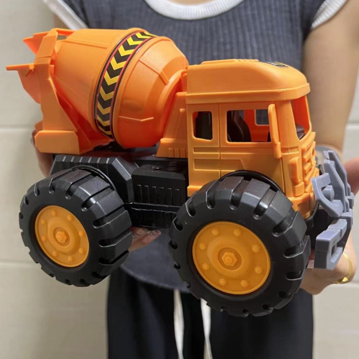 带包装袋惯性尺寸20CM搅拌车工程车水泥车滑行玩具男孩儿童玩具