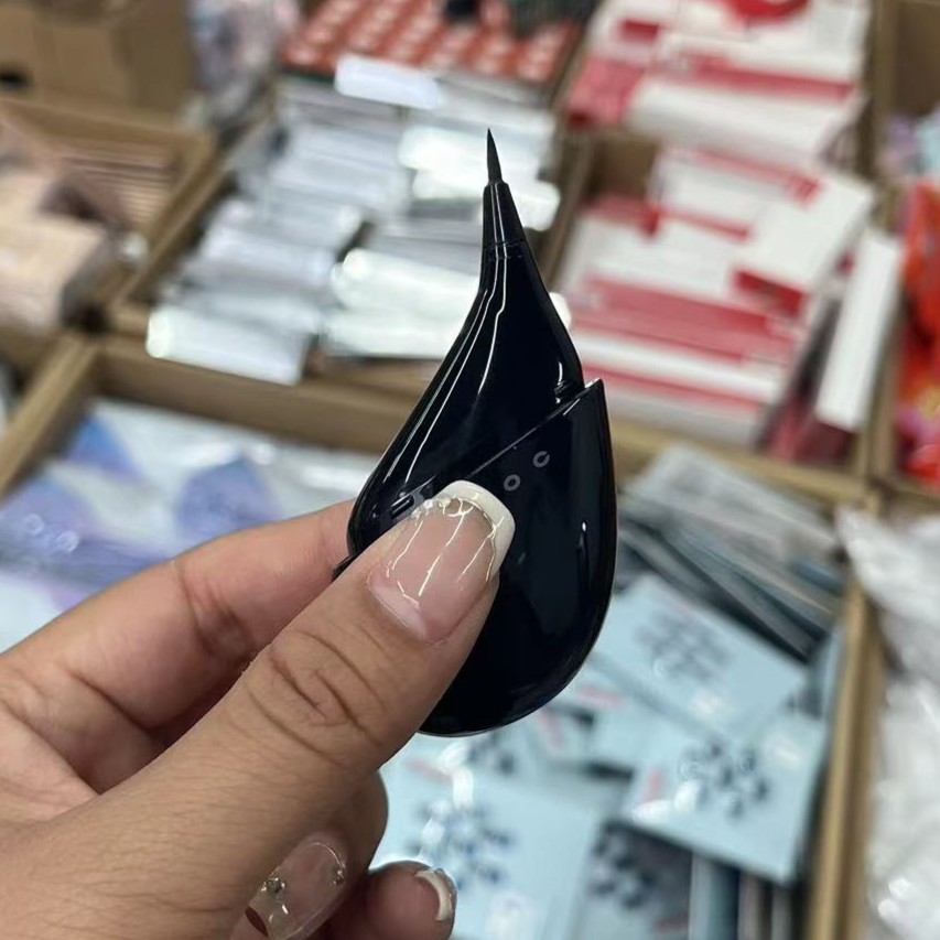 【大哲家】炫彩持久眼线笔